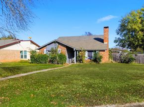 1705  Redbird Circle , Lewisville Texas 75067