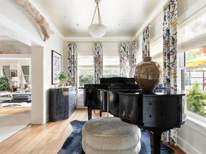 1203 N Windomere Avenue , Dallas Texas 75208