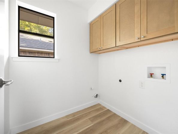 1911  Drew Lane , Richardson Texas 75082