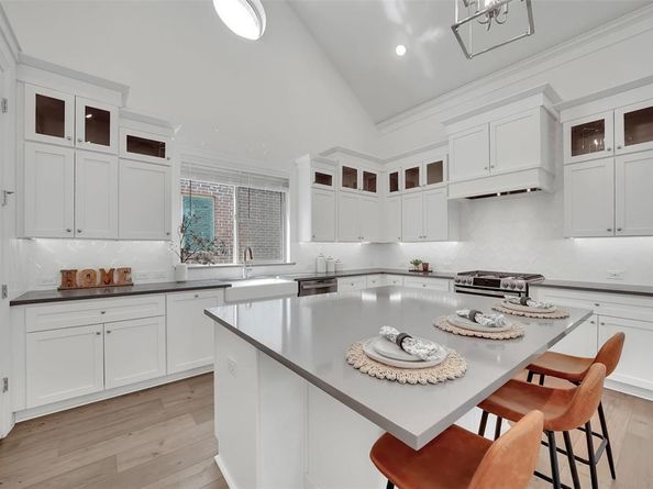 4729  Brockwell Drive , Carrollton Texas 75010