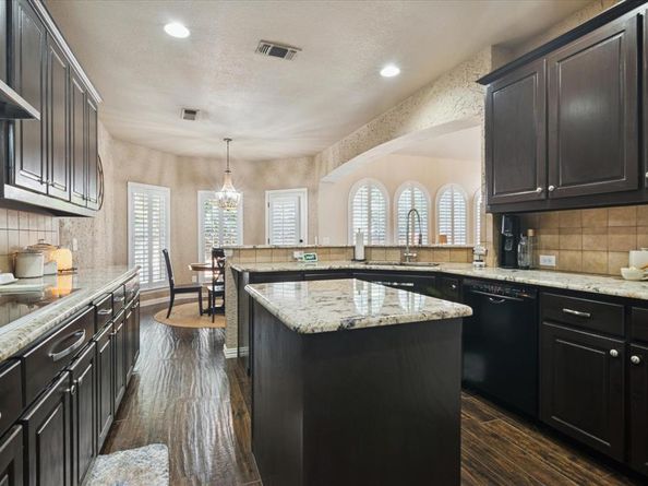 1602  Crown Point Road , McKinney Texas 75072