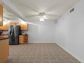 15221  Berry Trail  709, Dallas Texas 75248