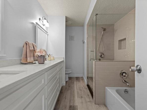 15221  Berry Trail  709, Dallas Texas 75248