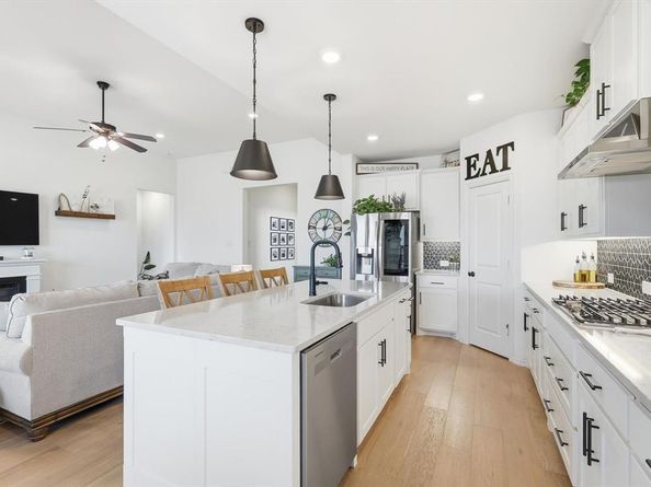 4420  Minnow Cove Road , Oak Point Texas 75068