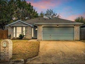 1725  Gainsborough Way , Fort Worth Texas 76134