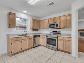 1725  Gainsborough Way , Fort Worth Texas 76134