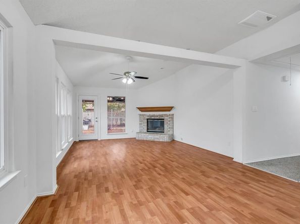 1725  Gainsborough Way , Fort Worth Texas 76134