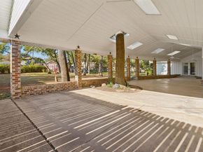 2637  Locksley Chase Drive , Irving Texas 75061