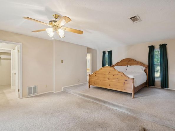 2637  Locksley Chase Drive , Irving Texas 75061