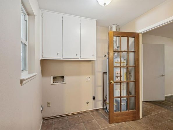 2637  Locksley Chase Drive , Irving Texas 75061