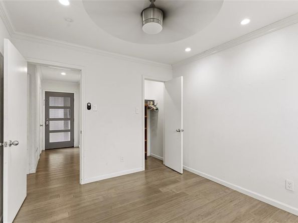 636  Dumont  , Richardson Texas 75080