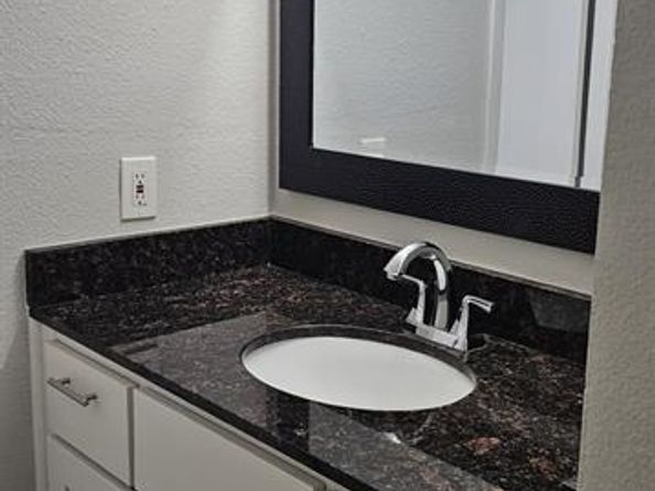 4845  Cedar Springs Road  167, Dallas Texas 75219