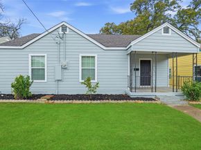 227 S Hampton Road , Dallas Texas 75208
