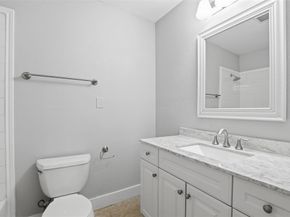 227 S Hampton Road , Dallas Texas 75208