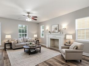 227 S Hampton Road , Dallas Texas 75208