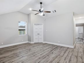 227 S Hampton Road , Dallas Texas 75208