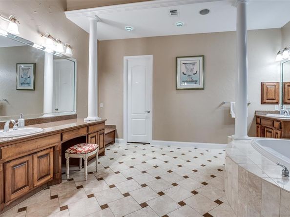 9253  Cape Royale Court , Fort Worth Texas 76179