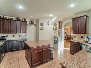 2335  Shackleford Trail , Grand Prairie Texas 75052