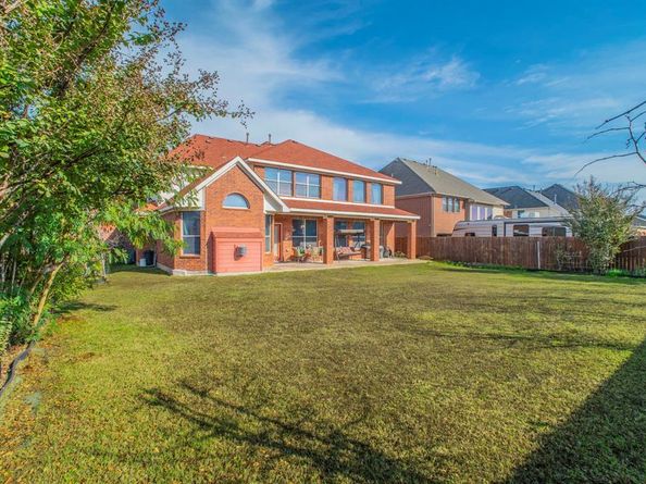 2335  Shackleford Trail , Grand Prairie Texas 75052