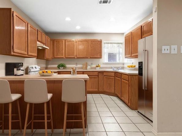 3205  Hillcrest Drive , Rowlett Texas 75088