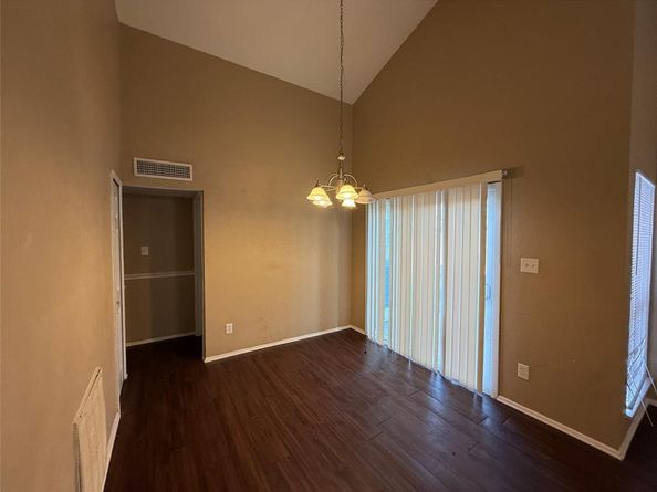 9511  Culberson Street , Dallas Texas 75227