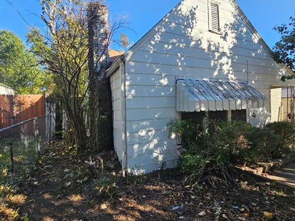 3517  College Avenue , Fort Worth Texas 76110