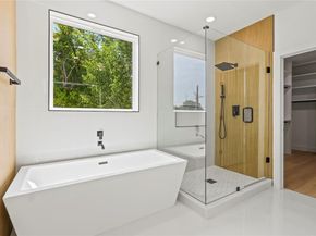 1312  Compton Street , Dallas Texas 75203