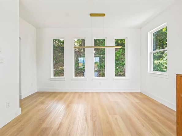 1312  Compton Street , Dallas Texas 75203