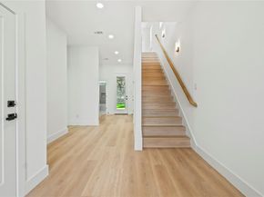 1312  Compton Street , Dallas Texas 75203