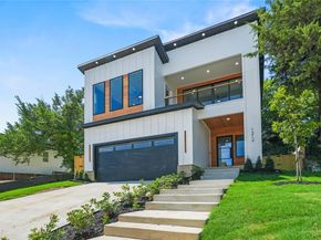 1312  Compton Street , Dallas Texas 75203