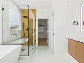 1312  Compton Street , Dallas Texas 75203