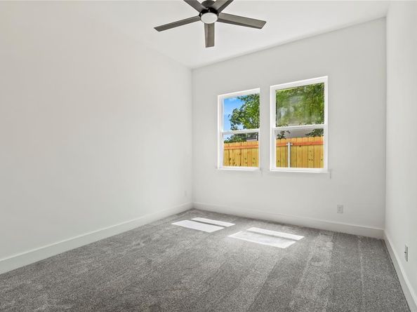 1312  Compton Street , Dallas Texas 75203