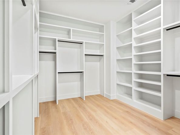 1312  Compton Street , Dallas Texas 75203