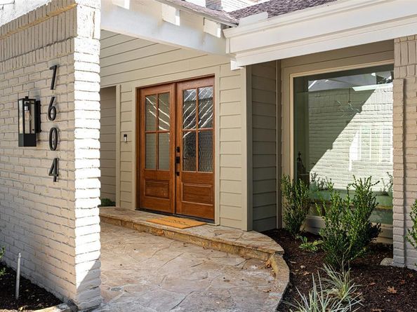 7604  Carta Valley Drive , Dallas Texas 75248