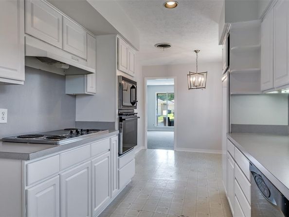 1321  Lexington Drive , Garland Texas 75041