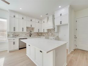 1206  Vermont Avenue , Dallas Texas 75216