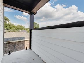 1206  Vermont Avenue , Dallas Texas 75216