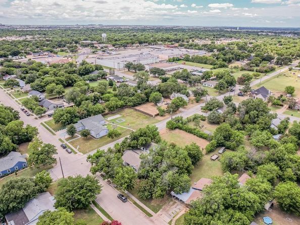 5801  Dana Drive , Haltom City Texas 76117