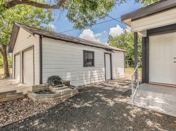 5801  Dana Drive , Haltom City Texas 76117