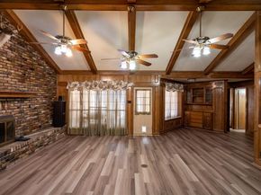 1204 W Pleasant Run Road , DeSoto Texas 75115