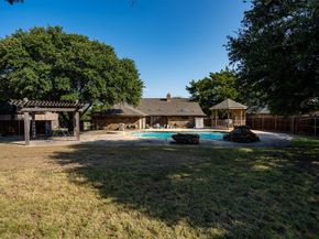 1204 W Pleasant Run Road , DeSoto Texas 75115