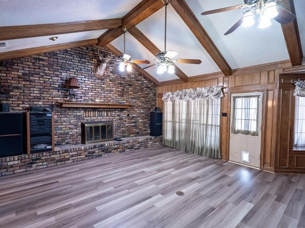 1204 W Pleasant Run Road , DeSoto Texas 75115