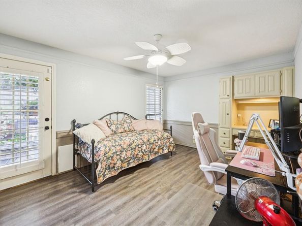 6606  Canalview Drive , Arlington Texas 76016