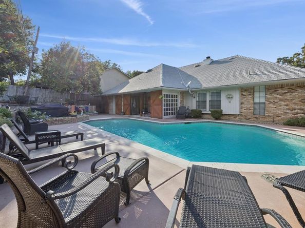 6606  Canalview Drive , Arlington Texas 76016
