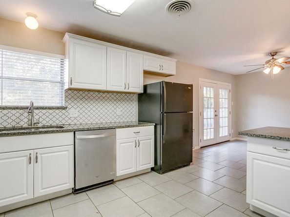 3201  Tex Boulevard , Fort Worth Texas 76116