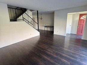 65 W Townhouse Lane  17, Grand Prairie Texas 75052