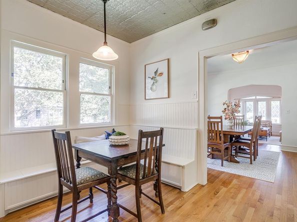 3000  6th Avenue , Fort Worth Texas 76110