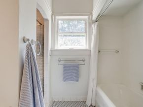 3000  6th Avenue , Fort Worth Texas 76110