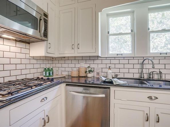 3000  6th Avenue , Fort Worth Texas 76110