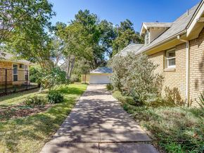 3000  6th Avenue , Fort Worth Texas 76110